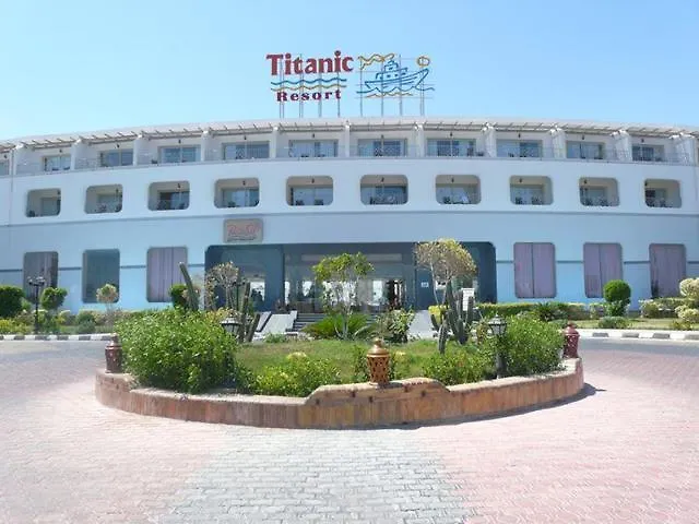 Resort Titanic Aqua Park - Families And Couples Only Hurgada