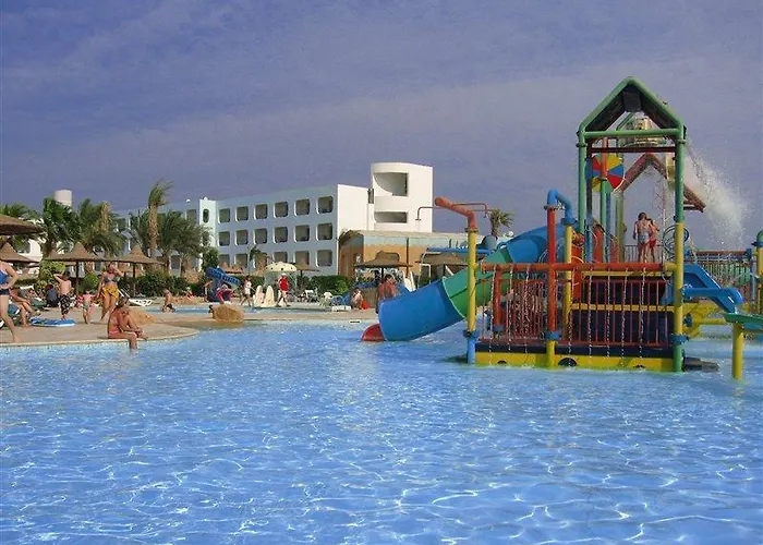 Resort Titanic Aqua Park - Families And Couples Only