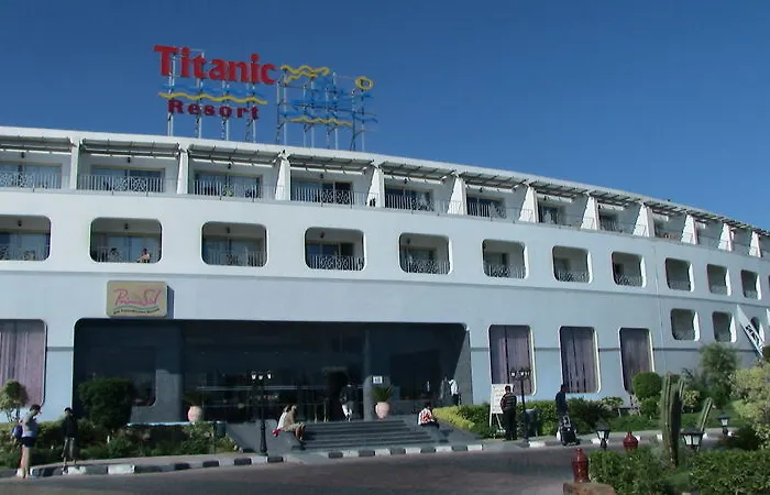 Titanic Aqua Park - Families And Couples Only Resort Hurgada
