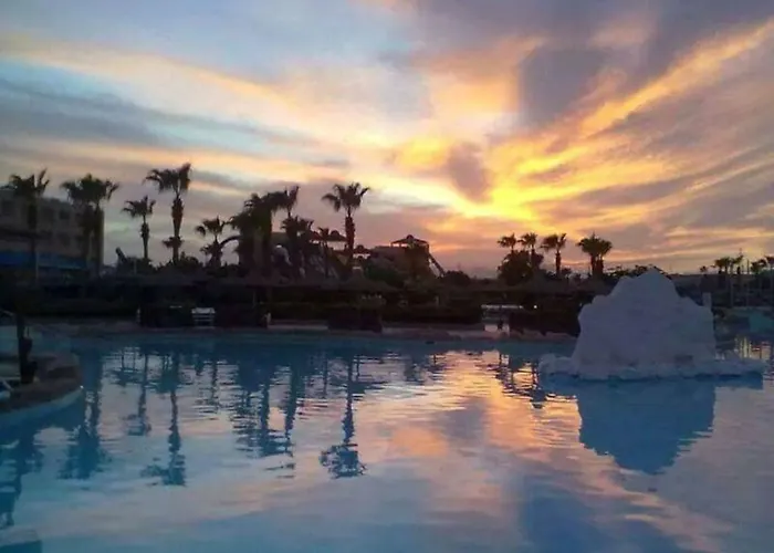 Titanic Aqua Park - Families And Couples Only Resort 4*